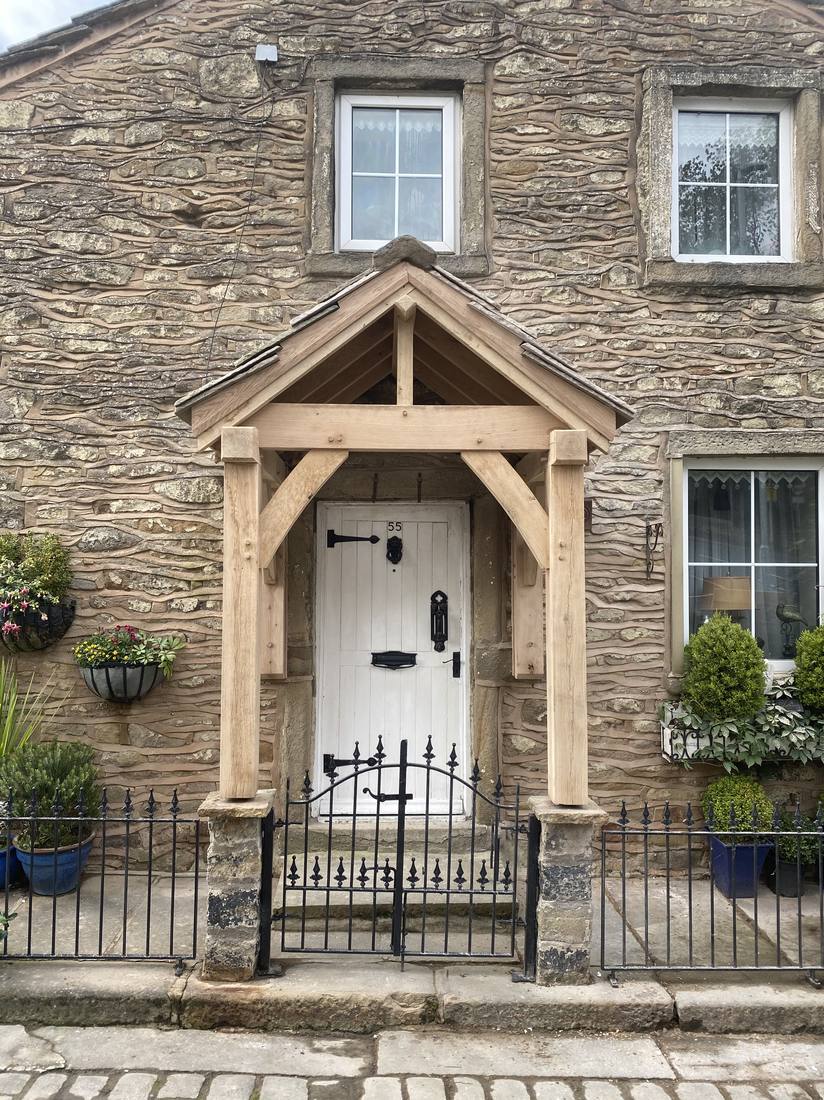 Oak canopy porch, Lancaster